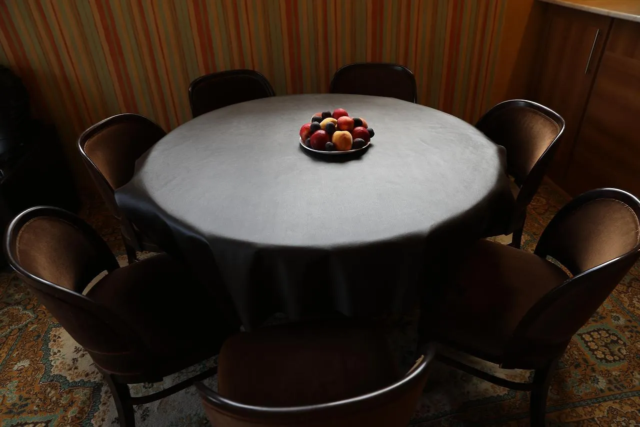 Guest house 4Bd Appartaments With Cozy Garden Hotel Tbilisi Georgia